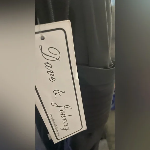 Dave and Johnny evening gown. Size 7/8
Never worn - Picture 5 of 5